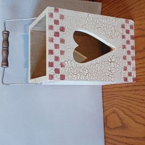 Vintage heart bucket